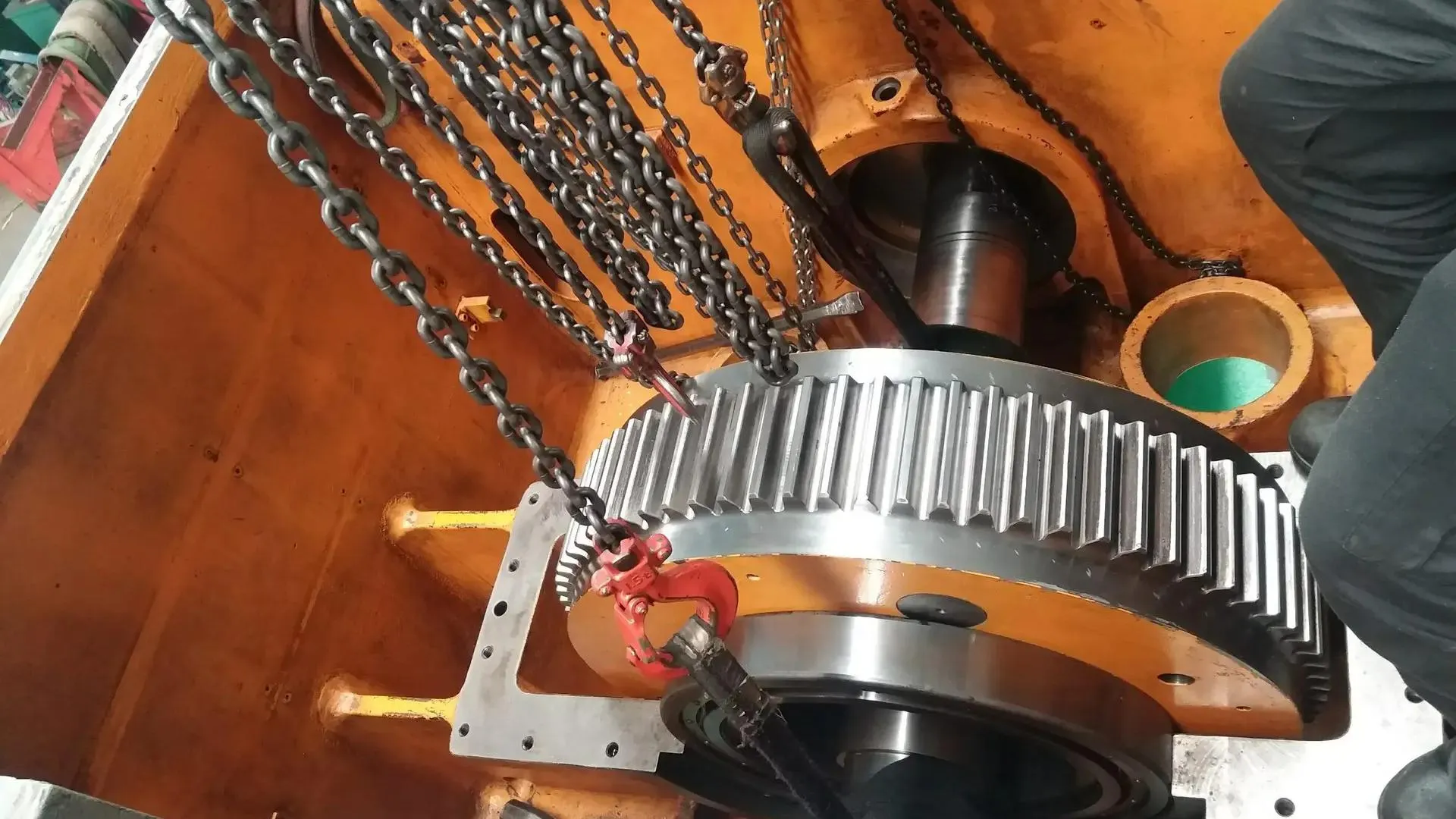 ซ่อมเครื่องจักร